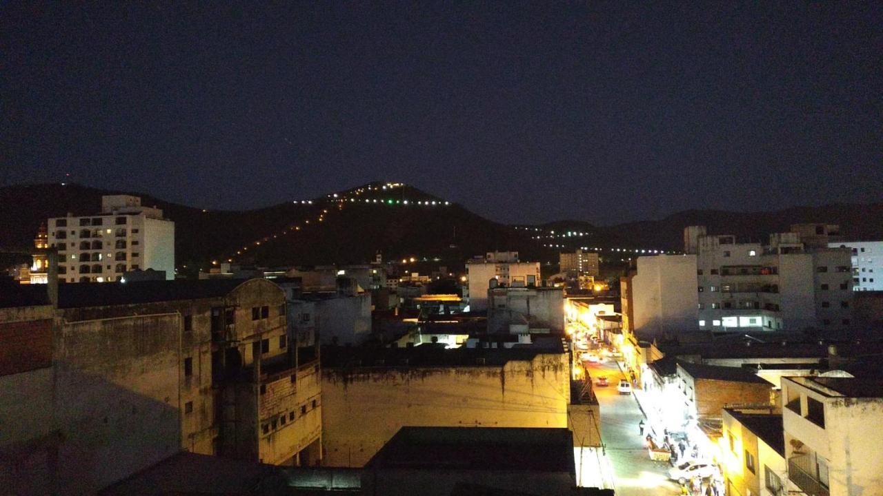 Crystal Hotel سالتا المظهر الخارجي الصورة