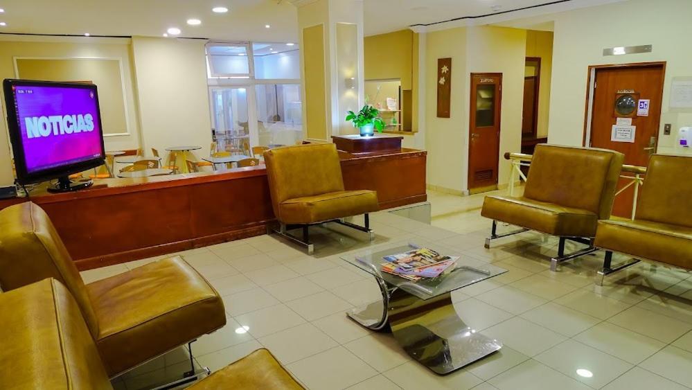 Crystal Hotel سالتا المظهر الخارجي الصورة