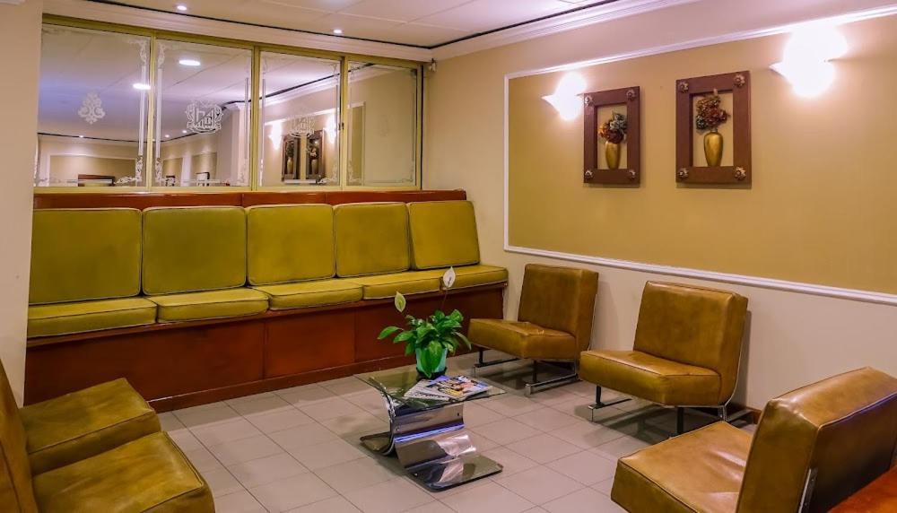 Crystal Hotel سالتا المظهر الخارجي الصورة