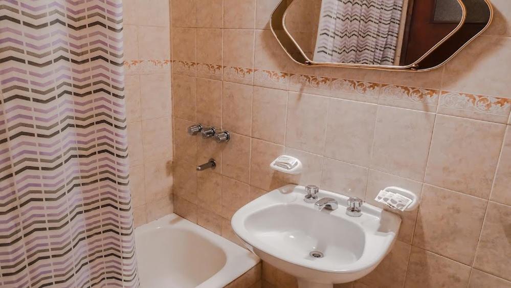 Crystal Hotel سالتا المظهر الخارجي الصورة